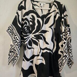 100% SILK Kimono Floral size S roomy Black White ruched waist